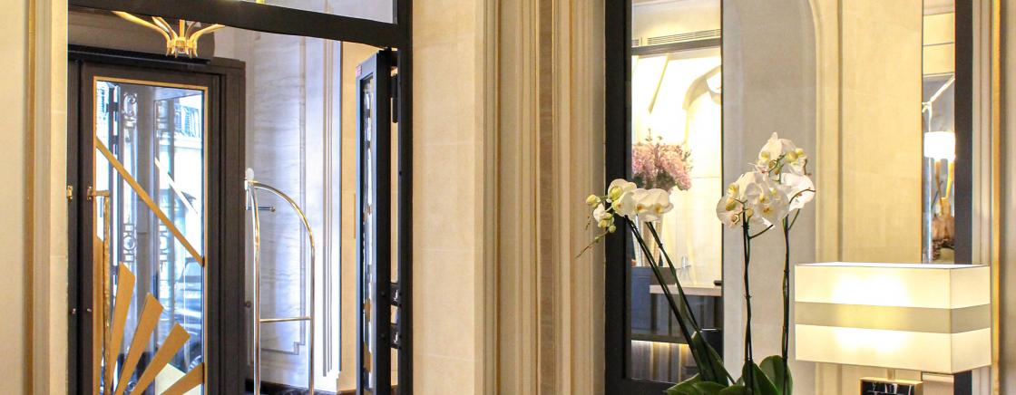 Hôtel Elysia : l’art invisible de l’hospitalité parisienne