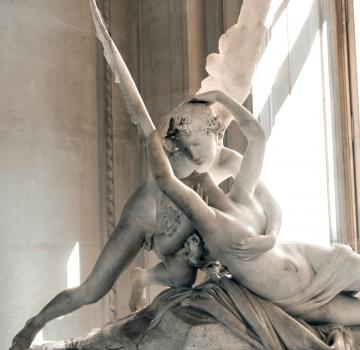 THE ETERNAL ROMANTIC: THE ART OF LIVING AT HÔTEL ELYSIA